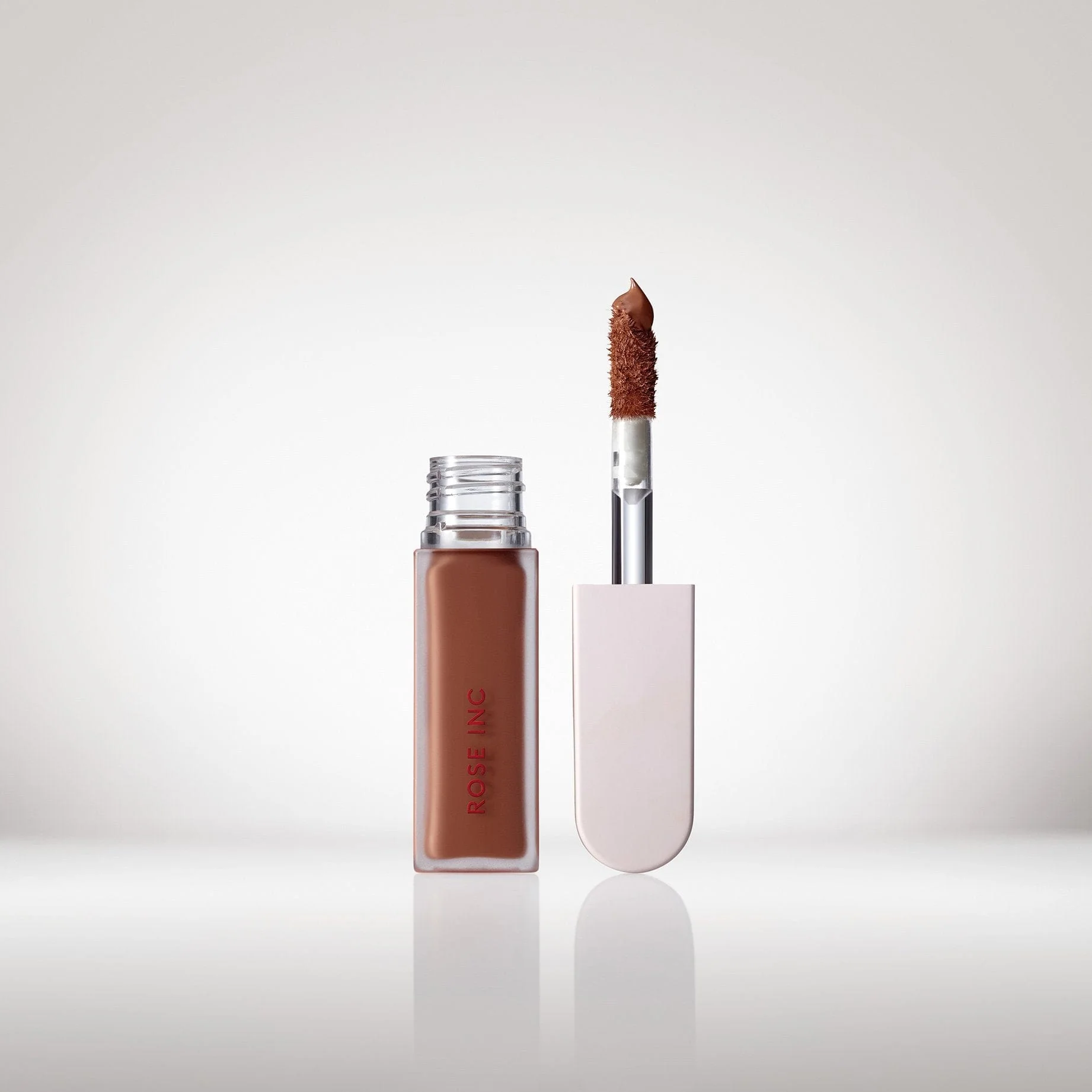 Softlight Luminous Hydrating Concealer - Image 15