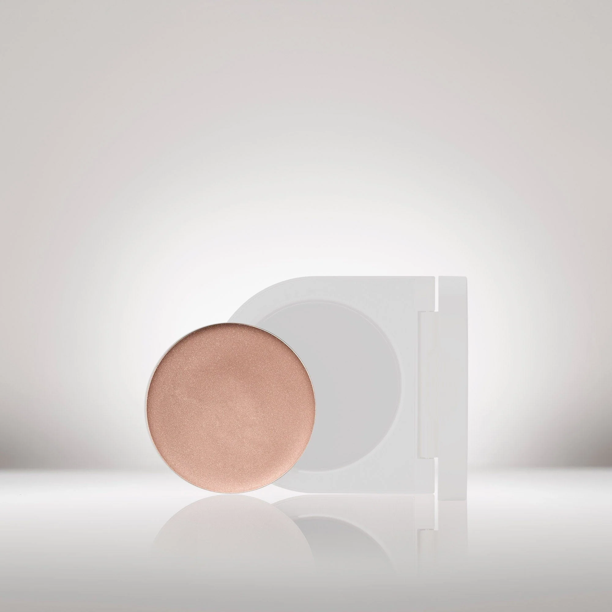 Solar Radiance Hydrating Cream Highlighter Refill - Image 4