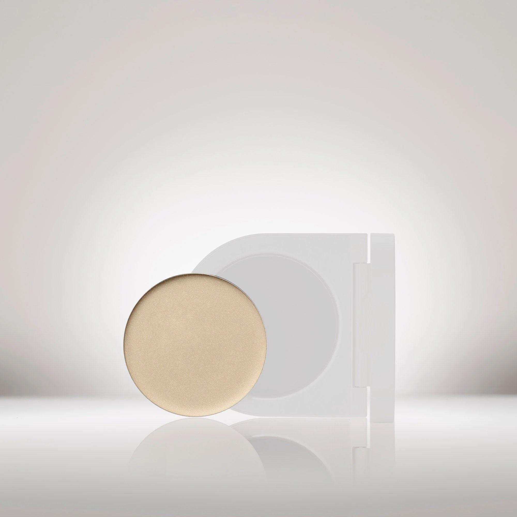 Solar Radiance Hydrating Cream Highlighter Refill - Image 5